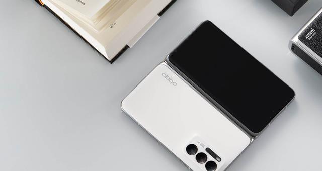 折叠屏|折叠屏旗舰价格亲民,5000万三摄+水滴铰链,跌至6999元