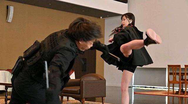 一拳超人|假面骑士女骑外传2话花絮图 坂本太会拍了 哪位才是你的真爱老婆