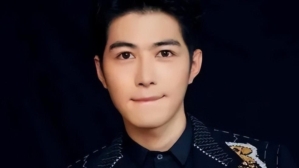 杨迪|杨迪，一定要“挺住”，现在娱乐圈就怕你“塌房”