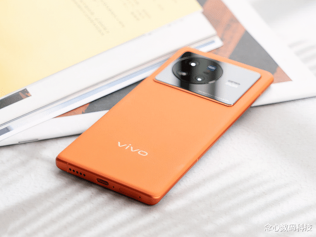 小米科技|买手机不能太小气,一步到位,这3款用5年没问题