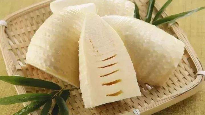 蛏子|冬季两样最鲜的食材，几块钱一斤又百搭，抓紧吃，错过又要等一年