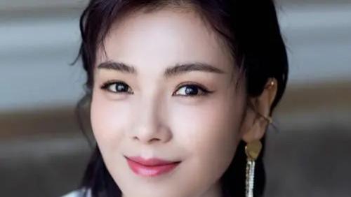 刘涛|刘涛拍吻戏全是货真价实的，相比别人的借位替身，刘涛更能打动观众