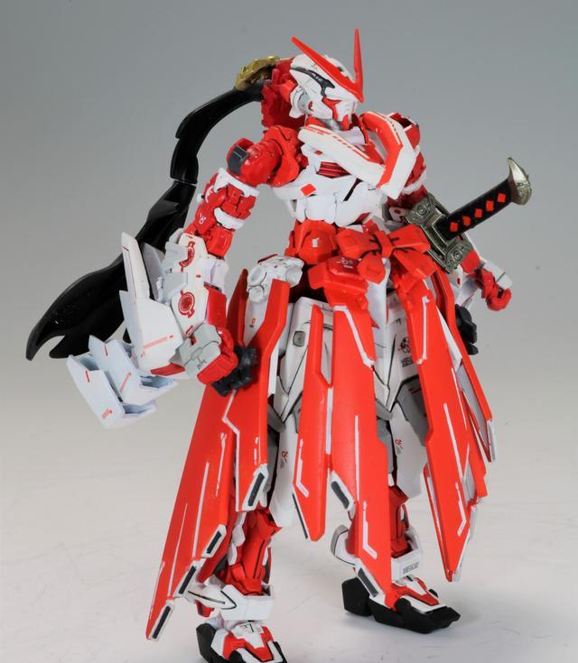 模型|九尾狐异端高达模型