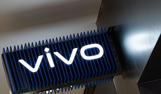 playstation5|央视亲自点赞，“国产黑马”首战告捷，这才是旗舰该有的样子