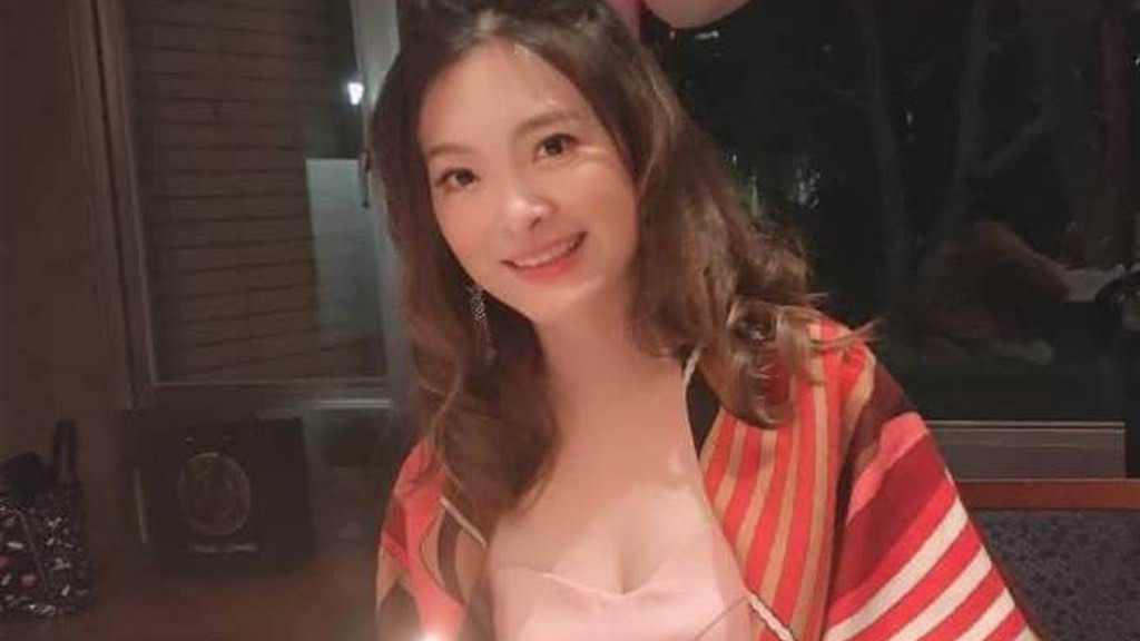 辛龙|台媒称辛龙过度思念刘真，到刘真骨灰安葬地失声哭泣不愿离开