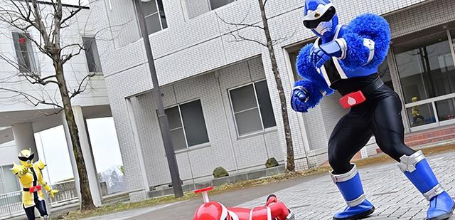 |暴太郎战队5月脚本监督阵公开鬼妹妹战斗铠甲：雷鸣八卦预定