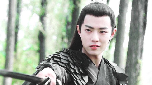 王一博|男星惊鸿一瞥的造型，肖战刘学义惊艳，王一博奶膘能敌任嘉伦苏感