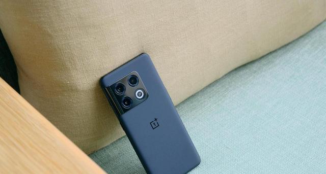 一加科技|一加11Pro露面,迎来大存储时代,18+1TB已在路上