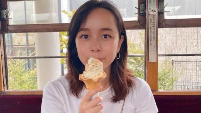 吻戏|25岁混血女星有10cm超长舌头！曝吻戏“失控”经历：这误会大了！