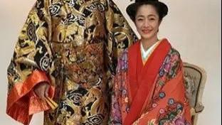 演艺圈|日本性感知名女星靠一部片子爆红，却与4个男人同居