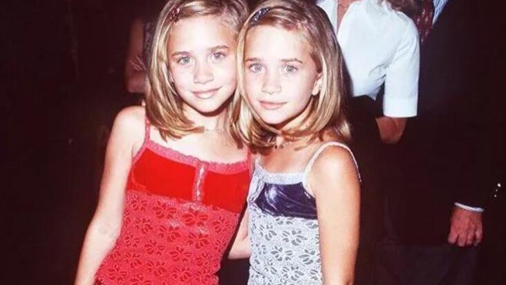 好莱坞|好莱坞资本的丑恶嘴脸，把女童星打扮成玩物，让她们去吸引男观众