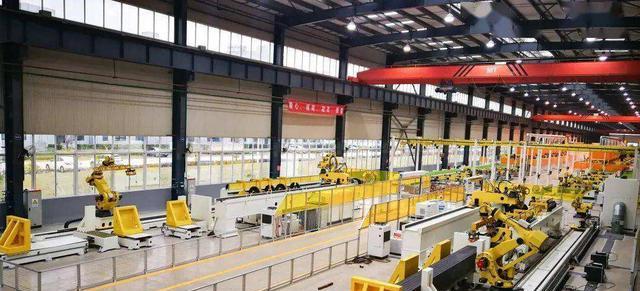 高通骁龙|未来太多行业机器人将代替人工，大批人群面临失业，专家给出解释