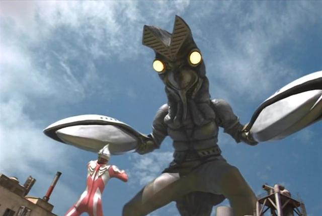 艾克斯奥特曼|那些设定逆天的怪兽：巴休蒙位于榜首，叶腐排第三，格利扎垫底！