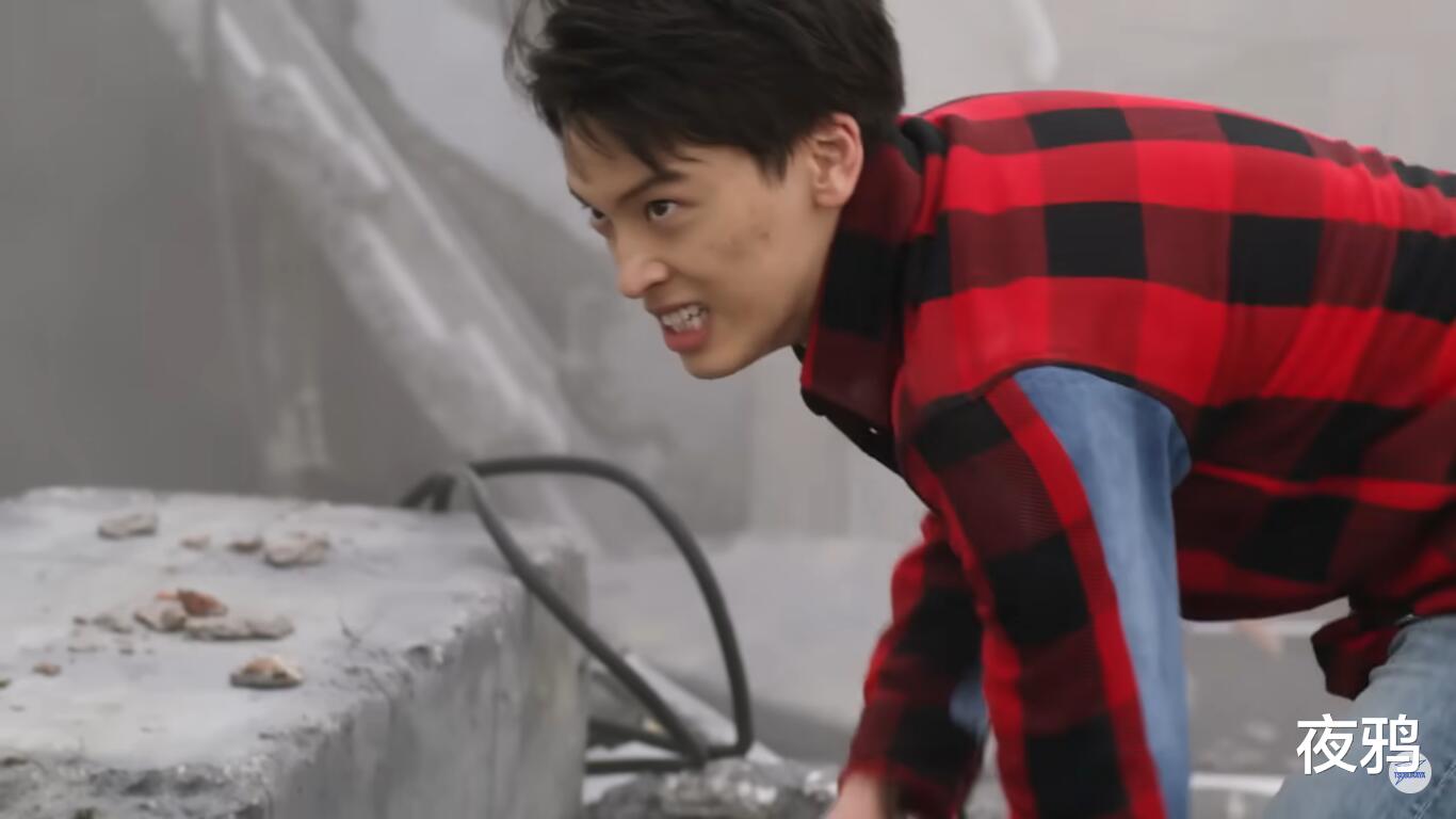 acgn漫评|戴卡人间体入队太儿戏?看看他的前辈,你就知道,这其实是传统!