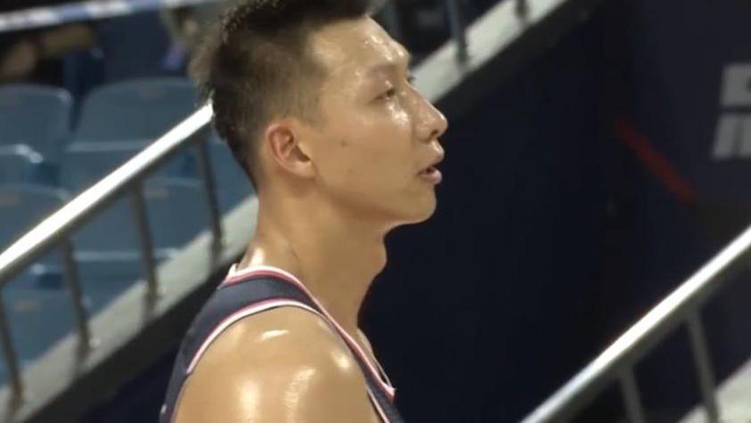 广东男篮|疯狂3连胜！王哲林又创纪录，易建联15中5耻辱输球，犯规24比13引争议