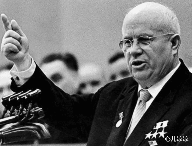 苏联|勾搭苏联漂亮女孩，白拿高额补助：黑人留学生在苏联为何这么狂？