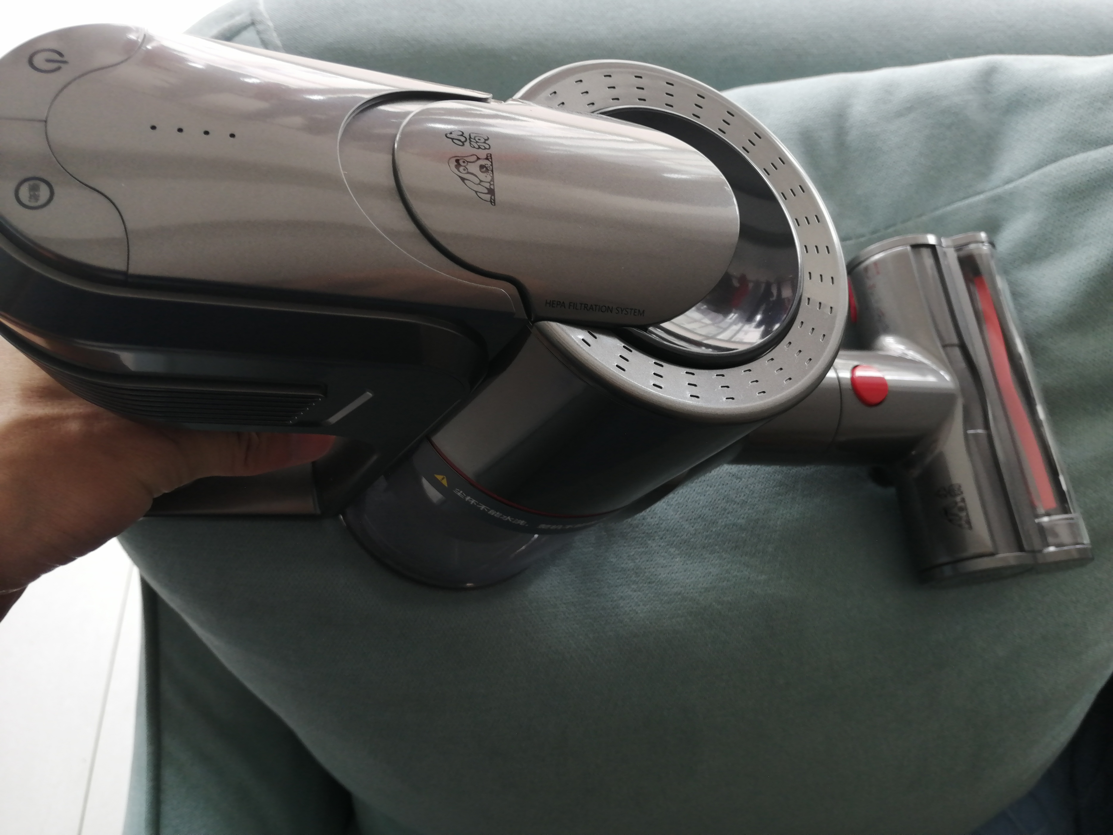 吸尘器|无线吸尘器好评度为什么越来越高?体验一年后,来说说真实感受