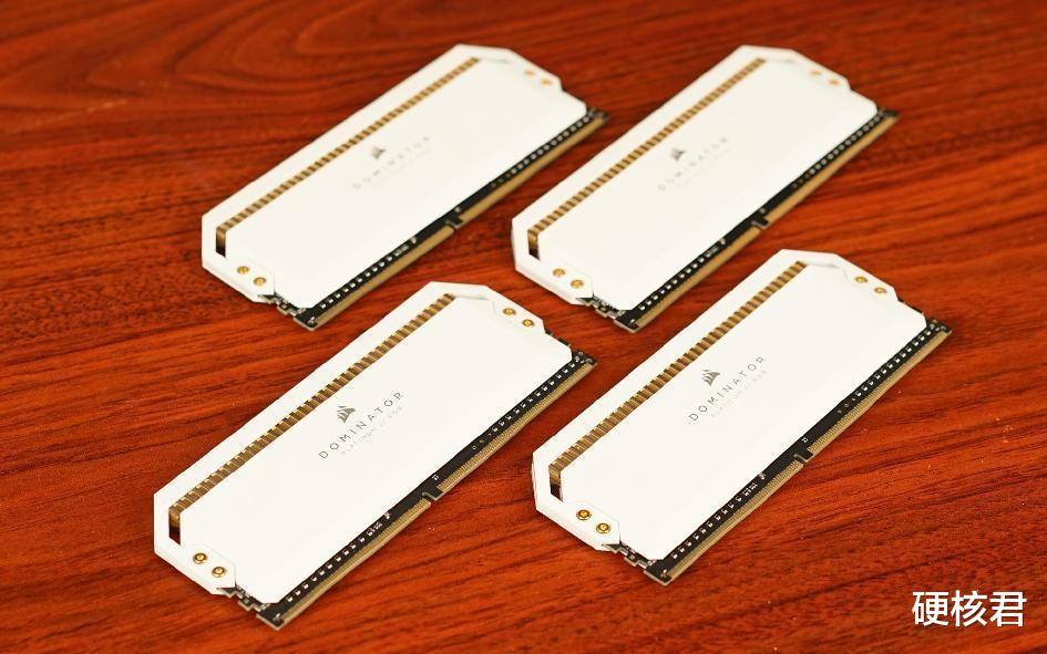 主板|12700KF+B660M+3070ti+乔思伯D30，小尺寸电脑装机体验！