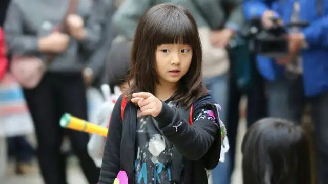 春晚|《爸爸去哪儿》9年了，7位女娃变化大，有人颜值逆袭，有人惹群嘲