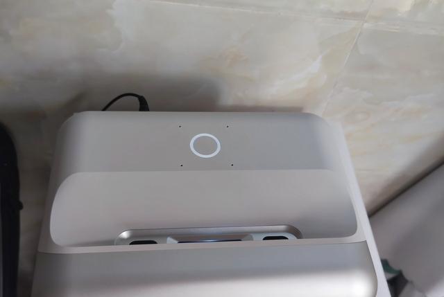 投影仪|坚果O1S短焦投影仪,1200ANSI流明丹拿调音,实现卧室里自由观影