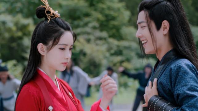 李彩桦|孟子义再谈“改妆”称委屈，自侃没成名只是“黑”，扬言不配恶评