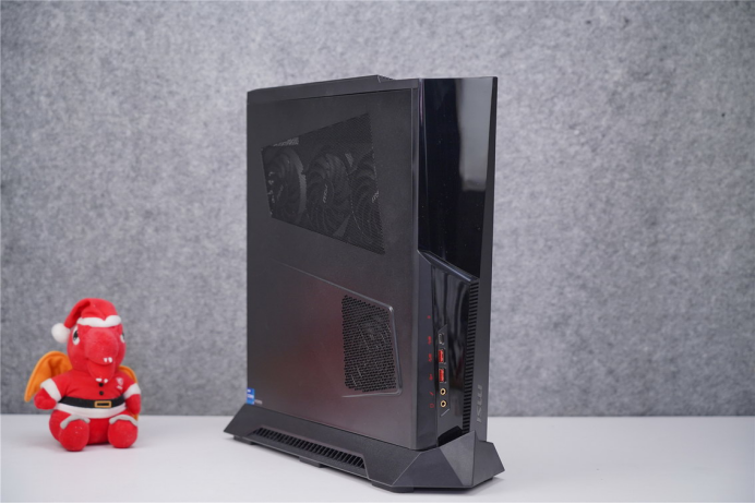 |最强小钢炮之一,微星海皇戟X 电竞主机