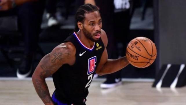 最佳防守球员|NBA历史最强防守阵容一阵，邓肯詹姆斯皆落榜，这五人组队对手得分能上70吗？