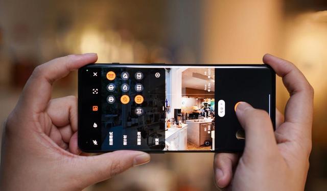 一加科技|12G+512G大存储，上市3月降700块，4nm旗舰当真不值钱