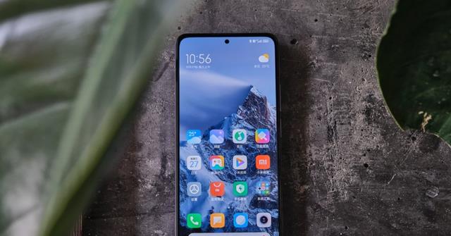 电池|雷军采用低价策略来冲击销量,5160mAh电池搭配1亿像素最低到1499,客户纷纷抢购