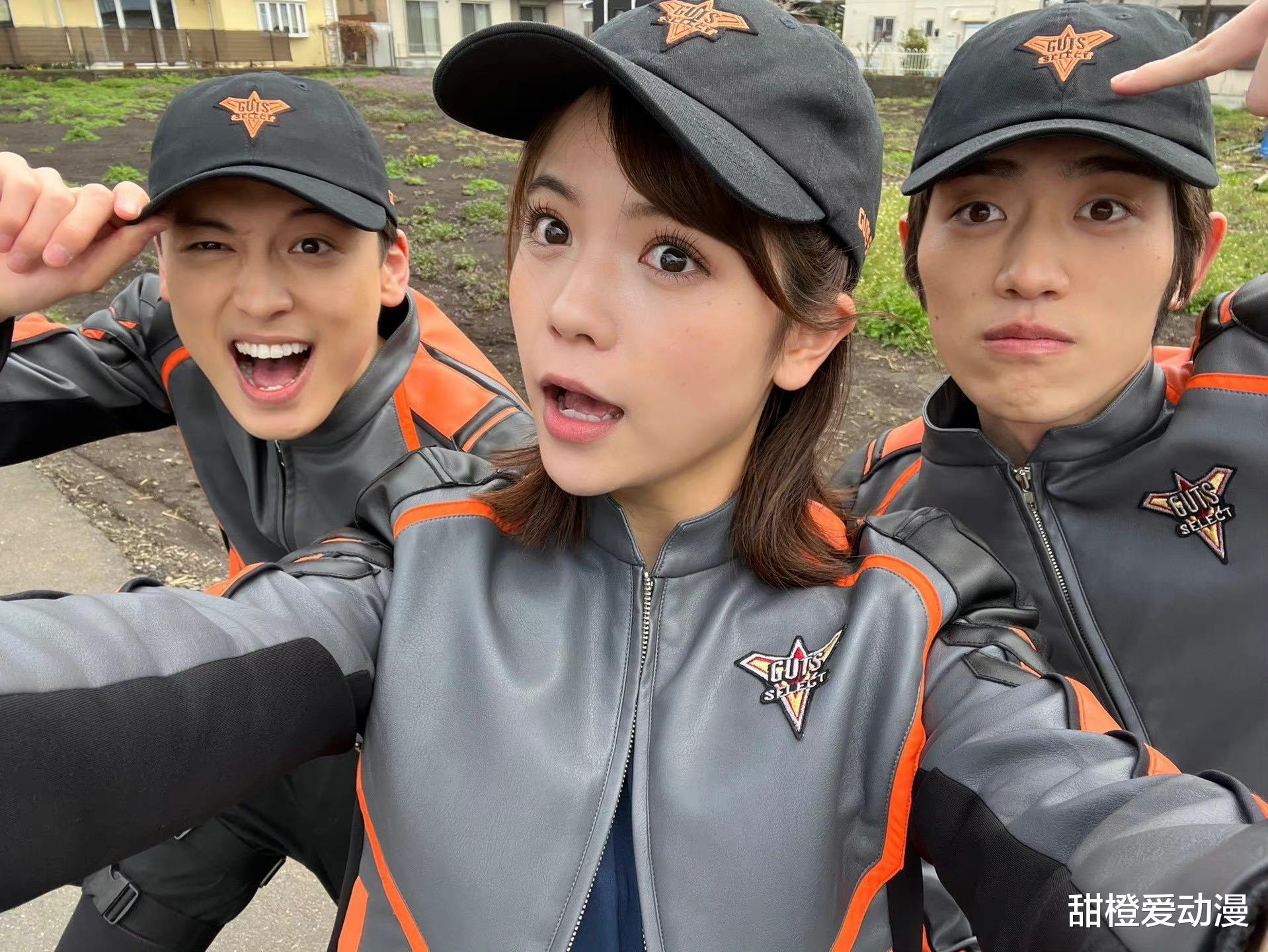 奥特曼传奇|戴卡奥特曼公开新角色,女性副队长登场了,也和赛罗有关系!