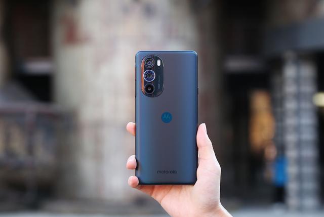 gen.g战队|面对友商的重磅,卷王摩托罗拉坐不住了,motoX30Pro接连曝光