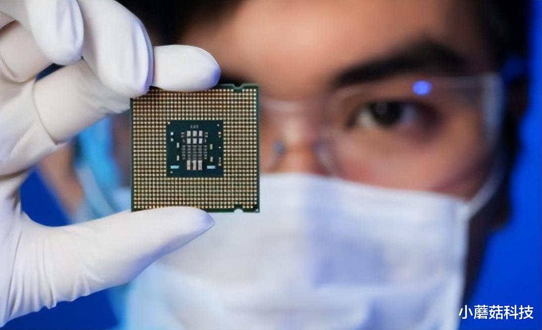 |不接受控制！老美通过520亿补贴，中国院士：抛弃幻想