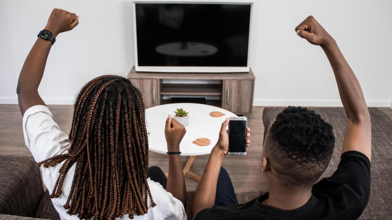 钢之崛起|如何批量压缩图片大小？巧用工具在线批量压缩图片大小