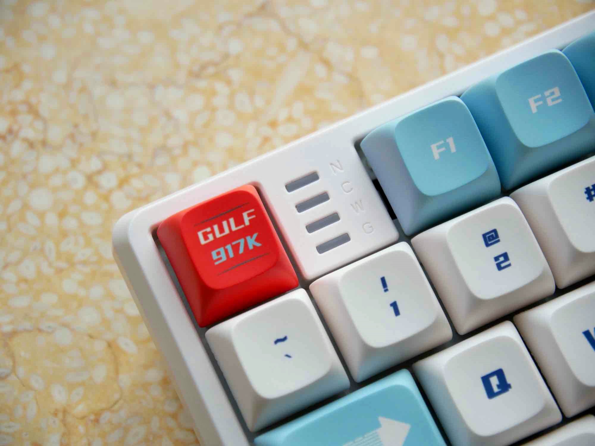 机械键盘|颜值即正义——达摩鲨K7 pro三模机械键盘赛车版