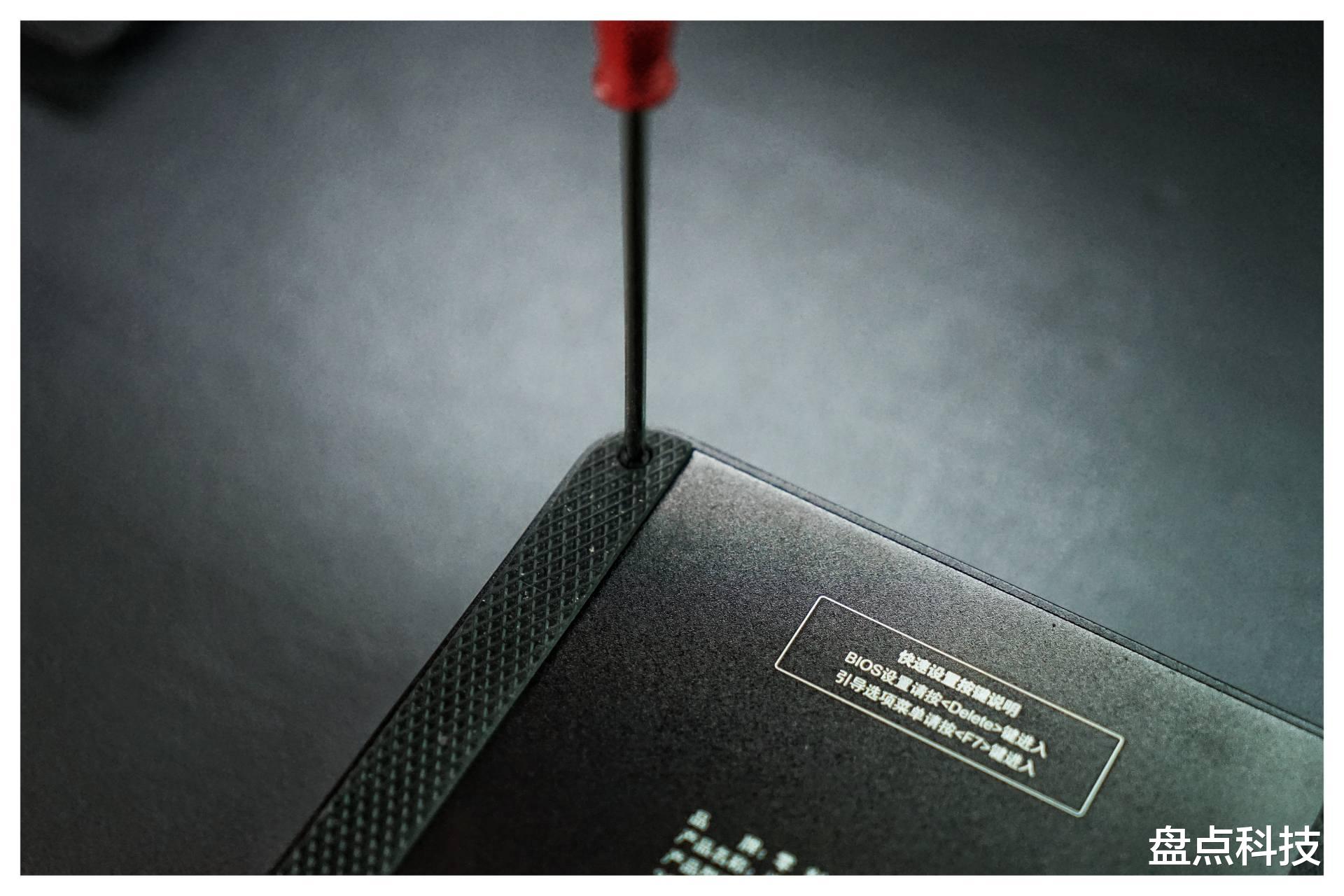 显卡|零刻SER4迷你主机上手体验:不到三千预算,值得入手吗?