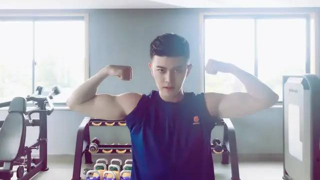 任嘉伦|任嘉伦新剧《蓝焰突击》，烂片不要去看！！！