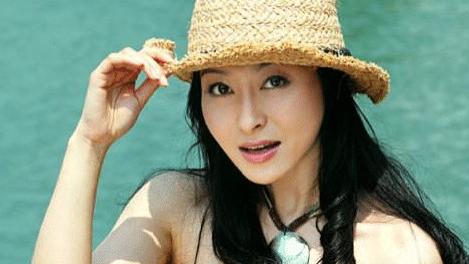 舒高|她曾红过李湘，被小三毁了家庭和事业后，转头嫁给了大16岁的男人