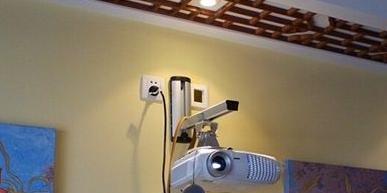 南京|电视机“平替”来了?家庭投影仪成为“新宠”,你家用过吗?