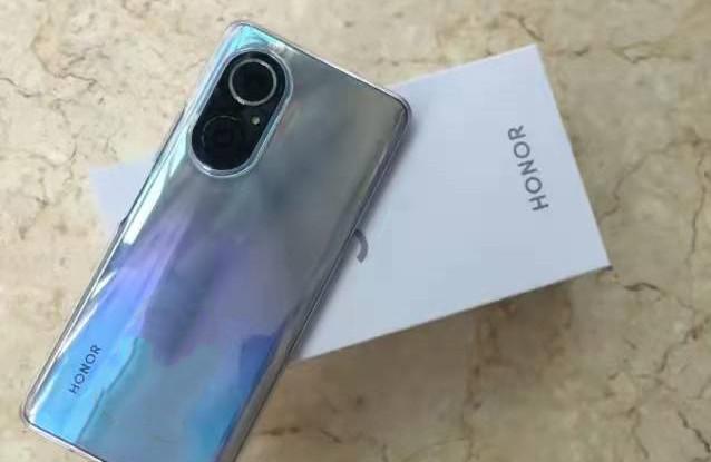 |1500元档手机怎么选?4款物美价廉,人气超旺!