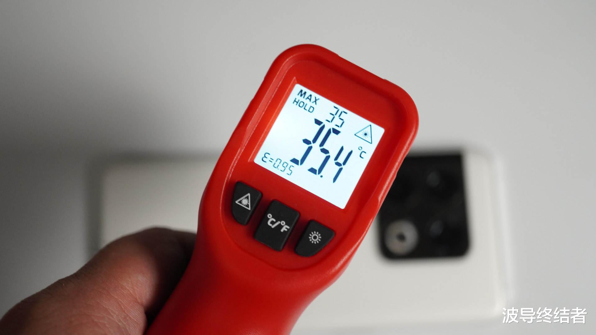 汇顶科技|黑红,清凉!一加散热背夹黑色款