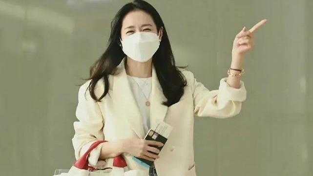 玄彬|玄彬孙艺珍抵达美国第3天：粉丝晒应援礼物，分享夫妻蜜月的幸福