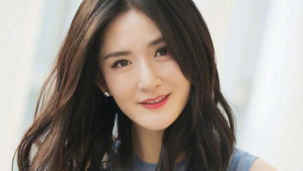 迪丽热巴|从“女神”到万人嫌，很多人开始讨厌谢娜，黄磊评价她：人生浅薄