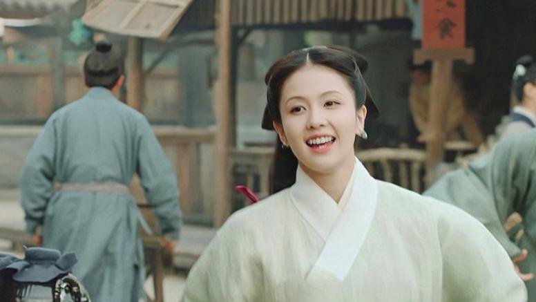 玉楼春|《玉楼春》收官8月，又一“硬核”喜剧上线，连刷12集不过瘾！