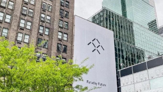 贾跃亭|“垂帘听政者”贾跃亭