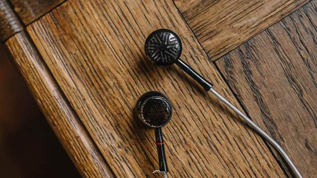 利亚德|飞傲 FIIO FF3 耳机体验:不谈情怀,先讲新意