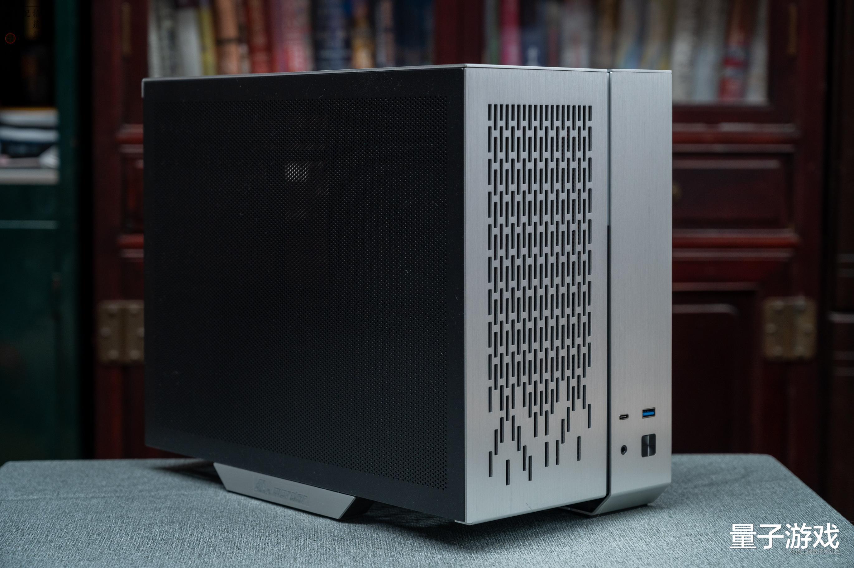 格力电器|匹敌ITX尺寸的MATX机箱，配上耐用的SFX电源，轻松装个精悍的小主机