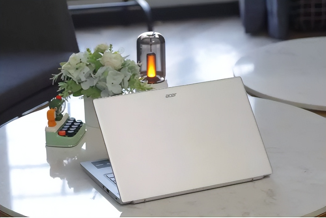 宏碁|全能又高能,首批12代i7+2.5K屏幕,宏碁非凡S3 2022轻薄本评测