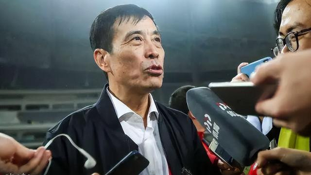 陈戌源|又一足球俱乐部退出，中国足坛3年已消失34队，陈戌源真该反思