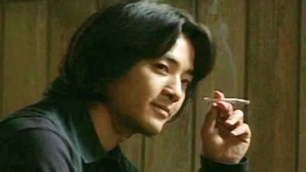 TVB|古惑仔大佬们抽烟, 靓坤帅气乌鸦霸气, 但都没有他这种气场!