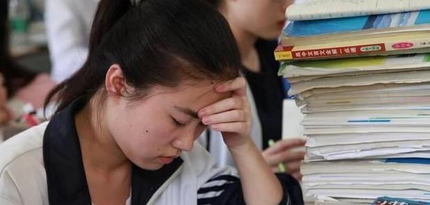 梦回往昔，大学毕业后的高中/初中考试失利梦境解析